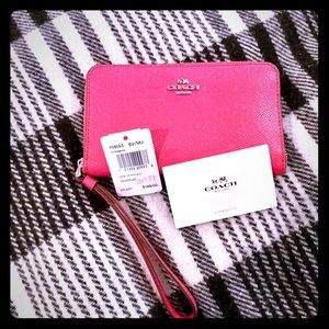 COACH PHONE WRISTLET PINK WALLET F58053 LEATHER